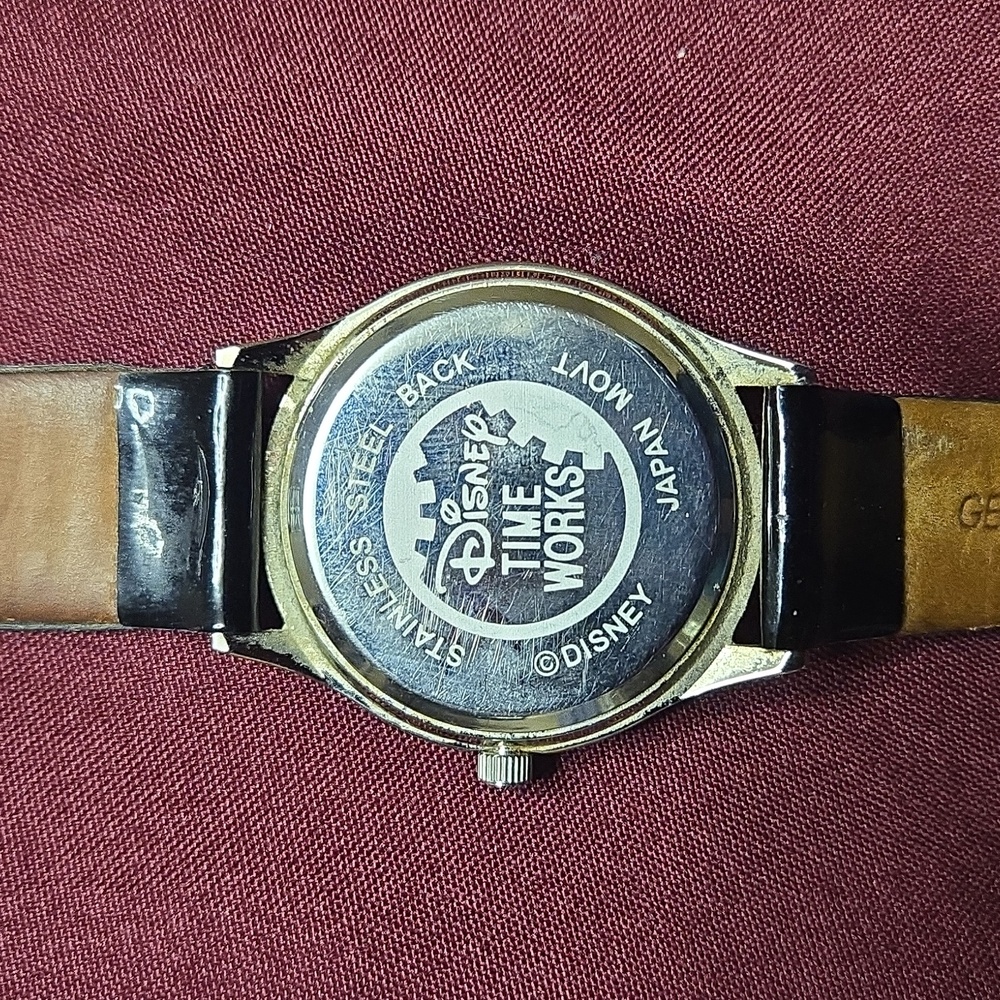 Disney Mickey Mouse American Flag Watch with Black Strap - Picture 4 of 4